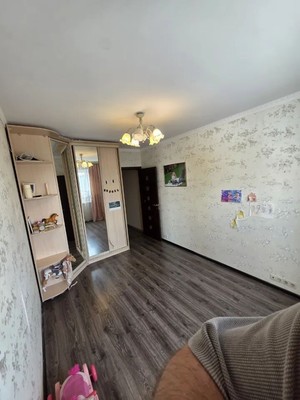Продам трехкомнатную (3-комн.) квартиру, Подмосковная ул, 3, Островцы д