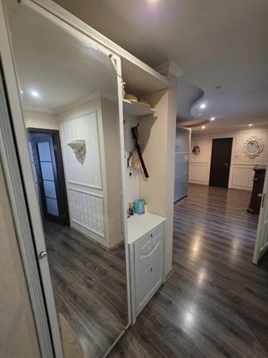 Продам трехкомнатную (3-комн.) квартиру, Подмосковная ул, 3, Островцы д