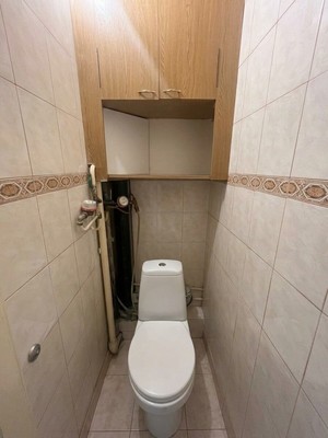 Продам двухкомнатную (2-комн.) квартиру, М.Горького ул, 155, Волгодонск г