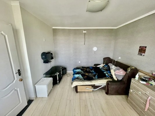 Продам двухкомнатную (2-комн.) квартиру, Ларионова ул, 44, Симферополь г