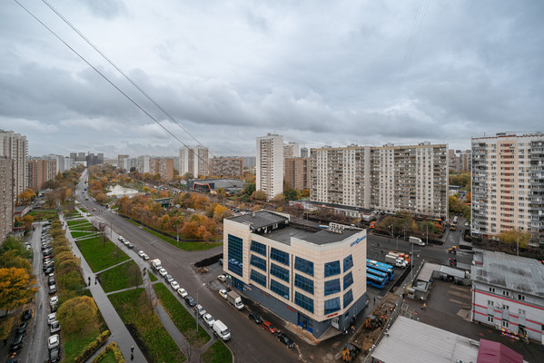 Продам трехкомнатную (3-комн.) квартиру, Люблинская ул, 118, Москва г