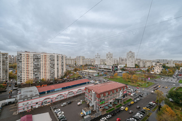 Продам трехкомнатную (3-комн.) квартиру, Люблинская ул, 118, Москва г