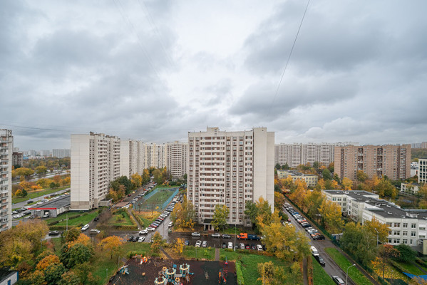 Продам трехкомнатную (3-комн.) квартиру, Люблинская ул, 118, Москва г