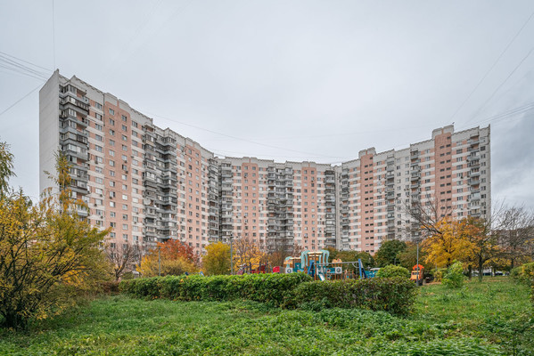 Продам трехкомнатную (3-комн.) квартиру, Люблинская ул, 118, Москва г