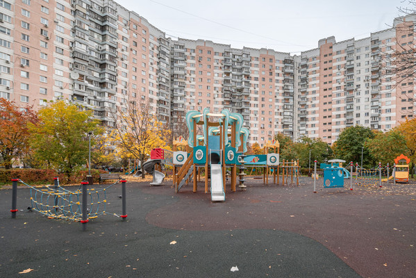 Продам трехкомнатную (3-комн.) квартиру, Люблинская ул, 118, Москва г