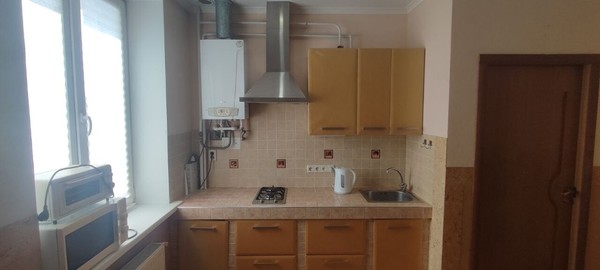 Продам однокомнатную (1-комн.) квартиру, Гоголя ул, 100А, Симферополь г