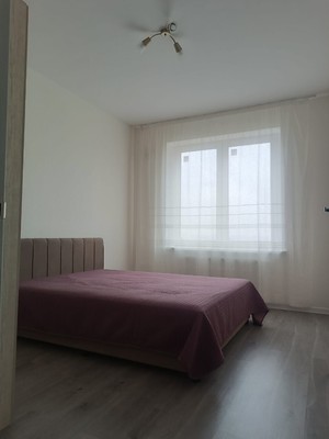 Продам двухкомнатную (2-комн.) квартиру, Первых ул, 4к1, Новосаратовка д
