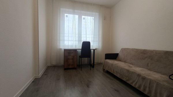 Продам двухкомнатную (2-комн.) квартиру, Первых ул, 4к1, Новосаратовка д