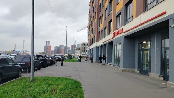 Продам двухкомнатную (2-комн.) квартиру, Первых ул, 4к1, Новосаратовка д