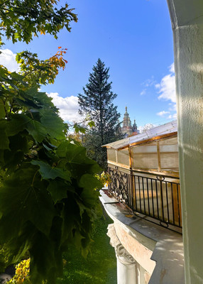 Продам трехкомнатную (3-комн.) квартиру, Санкт-Петербургский пр-кт, 33, Петергоф г