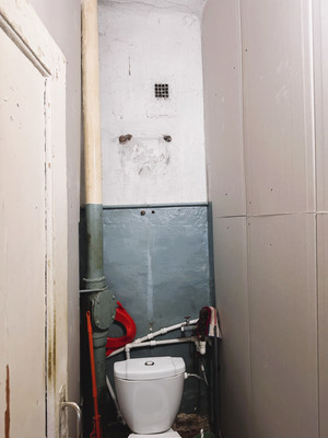 Продам трехкомнатную (3-комн.) квартиру, Санкт-Петербургский пр-кт, 33, Петергоф г