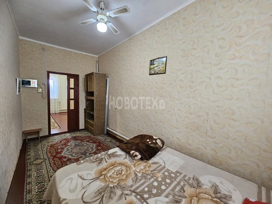 Продам дом, Черноморская ул, 250, Стародеревянковская ст-ца, 0 км от города