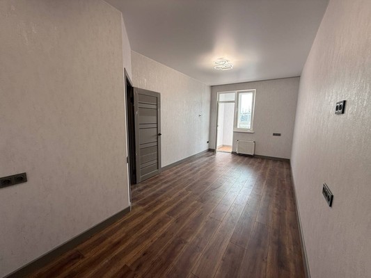 Продам однокомнатную (1-комн.) квартиру, Крымской весны ул, 13к2, Мирное с