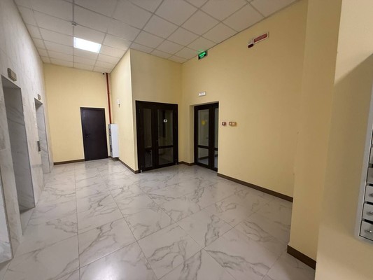 Продам однокомнатную (1-комн.) квартиру, Крымской весны ул, 13к2, Мирное с