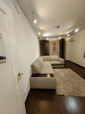 Продам трехкомнатную (3-комн.) квартиру, Достоевского ул, 66/17, Казань г