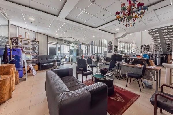 Продам коммерческое помещение 3 200 м2, Профсоюзная ул, 160, Москва г