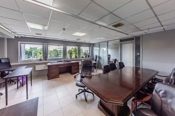 Продам коммерческое помещение 3 200 м2, Профсоюзная ул, 160, Москва г