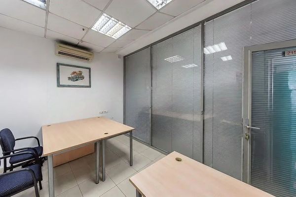 Продам коммерческое помещение 3 200 м2, Профсоюзная ул, 160, Москва г