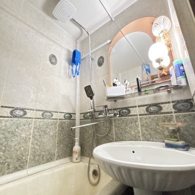 Продам трехкомнатную (3-комн.) квартиру, Мусы Джалиля ул, 8к3, Москва г