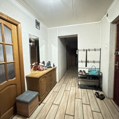 Продам трехкомнатную (3-комн.) квартиру, Мусы Джалиля ул, 8к3, Москва г