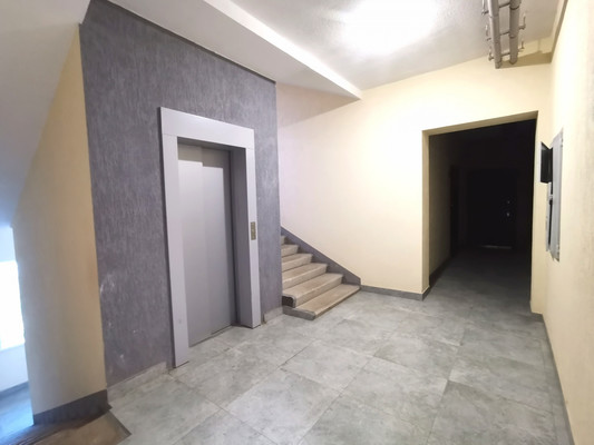 Продам однокомнатную (1-комн.) квартиру, Южная ул, 29, Сыктывкар г