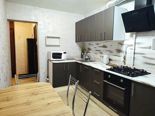 Продам однокомнатную (1-комн.) квартиру, Перовская ул, 13к1, Москва г