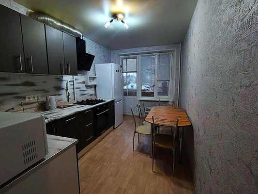 Продам однокомнатную (1-комн.) квартиру, Перовская ул, 13к1, Москва г