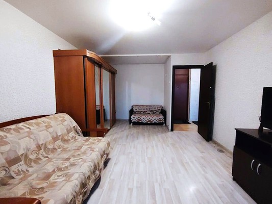 Продам однокомнатную (1-комн.) квартиру, Перовская ул, 13к1, Москва г