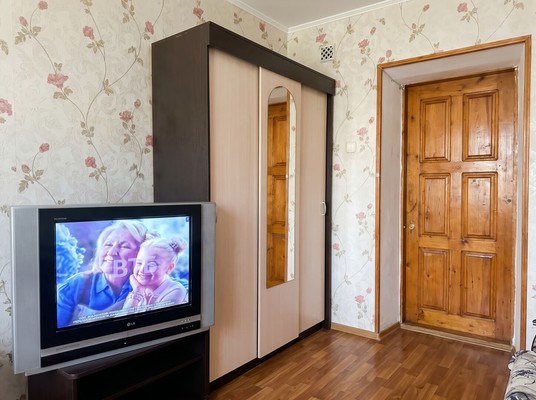 Продам комнату в 8-комн. квартире, Куникова ул, 92, Новороссийск г