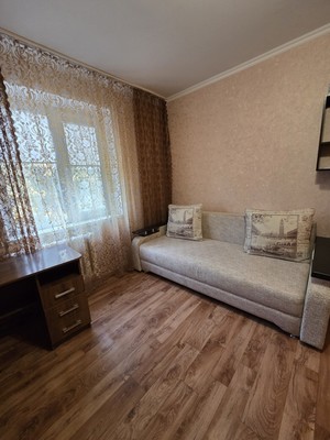 Продам двухкомнатную (2-комн.) квартиру, Ленина ул, 122, Волгодонск г