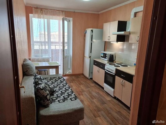 Продам однокомнатную (1-комн.) квартиру, Новая ул, 7, Мурино п