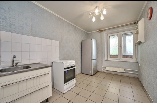 Продам однокомнатную (1-комн.) квартиру, Хабаровская ул, 14к1, Москва г