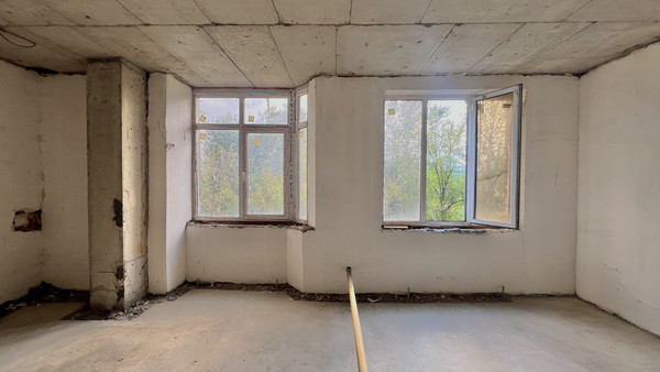 Продам трехкомнатную (3-комн.) квартиру, Эльбрусская ул, 19кг, Нальчик г