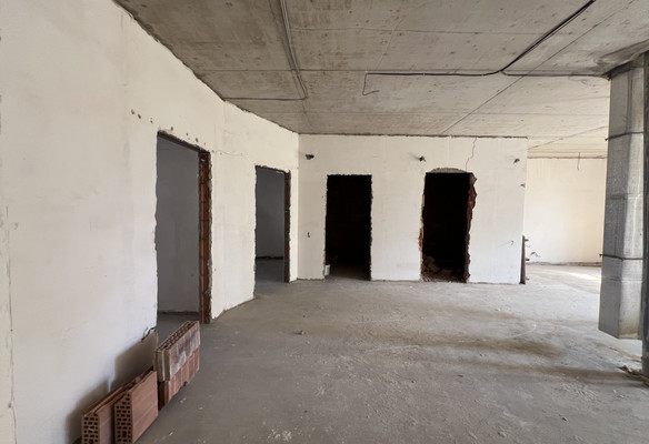 Продам трехкомнатную (3-комн.) квартиру, Эльбрусская ул, 19кг, Нальчик г