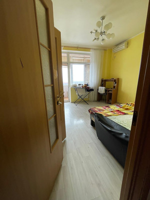 Продам двухкомнатную (2-комн.) квартиру, Ульяновская ул, 50, Ростов-на-Дону г