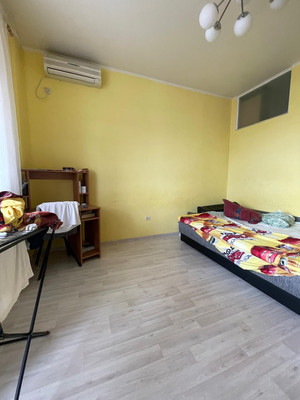 Продам двухкомнатную (2-комн.) квартиру, Ульяновская ул, 50, Ростов-на-Дону г