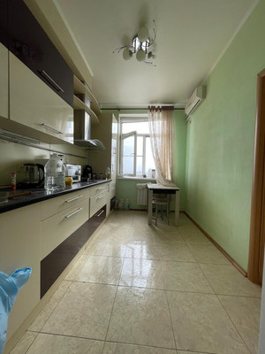 Продам двухкомнатную (2-комн.) квартиру, Ульяновская ул, 50, Ростов-на-Дону г