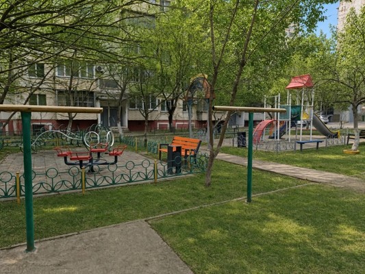 Продам двухкомнатную (2-комн.) квартиру, Южная ул, 6, Новороссийск г