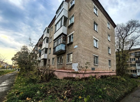 Продам комнату в 5-комн. квартире, Льва Толстого ул, 21, Березники г