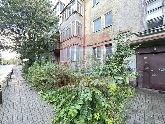 Продам двухкомнатную (2-комн.) квартиру, Г.Димитрова ул, 16, Калининград г