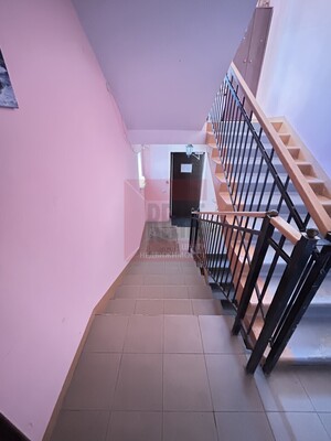 Продам двухкомнатную (2-комн.) квартиру, Ладушкина пер, 13, Калининград г
