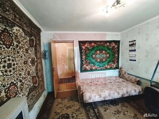 Продам трехкомнатную (3-комн.) квартиру, Окская ул, 13, Калининград г