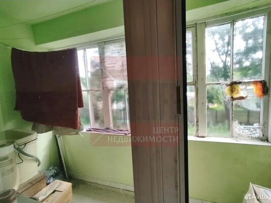 Продам трехкомнатную (3-комн.) квартиру, Окская ул, 13, Калининград г