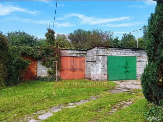 Продам трехкомнатную (3-комн.) квартиру, Окская ул, 13, Калининград г
