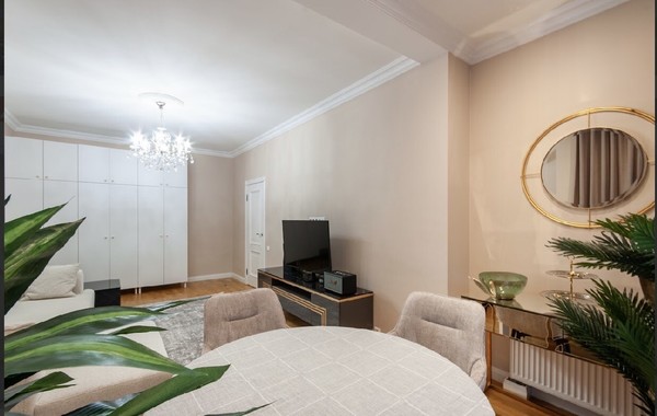 Продам двухкомнатную (2-комн.) квартиру, Мосфильмовская ул, 88к4, Москва г