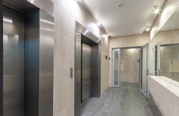 Продам двухкомнатную (2-комн.) квартиру, Мосфильмовская ул, 88к4, Москва г