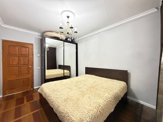 Продам трехкомнатную (3-комн.) квартиру, Тарчокова ул, 56, Нальчик г