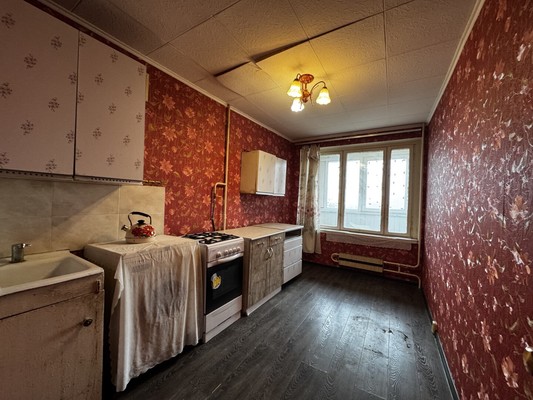 Продам однокомнатную (1-комн.) квартиру, Петрозаводская ул, 15к4, Москва г