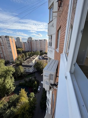 Продам однокомнатную (1-комн.) квартиру, Международная ул, 28, Москва г