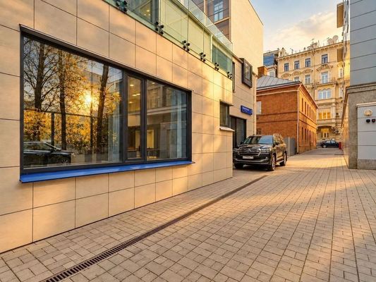 Продам коммерческое помещение 3 041 м2, Пожарский пер, 15, Москва г